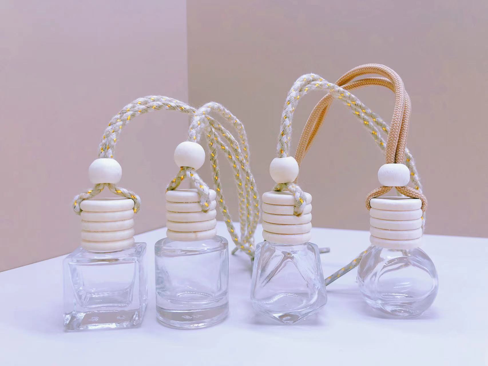 Pendentif Parfum Voiture Verre – Fragrance Fraîcheur 4 Formes 6-8ml