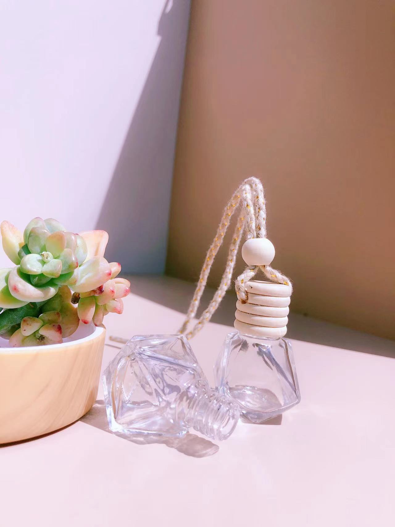 Pendentif Parfum Voiture Verre – Fragrance Fraîcheur 4 Formes 6-8ml